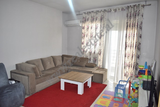 One bedroom apartment for rent in Jordan Misja street near Harry Fultz Institute.
The apartment is 